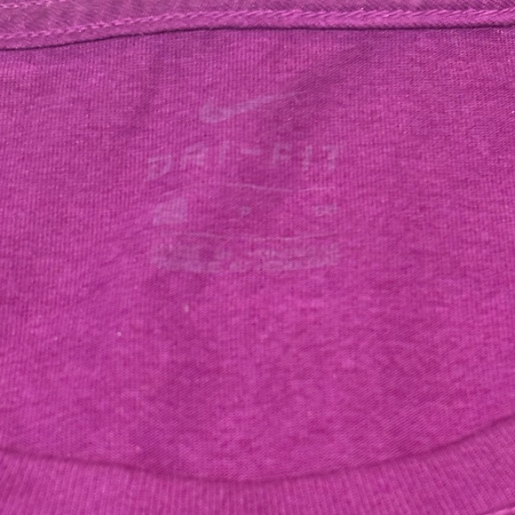 NIKE Dri-Fit Women's Dark Fuchsia Long Sleeve Performance Tee Top S - Picture 3 of 3